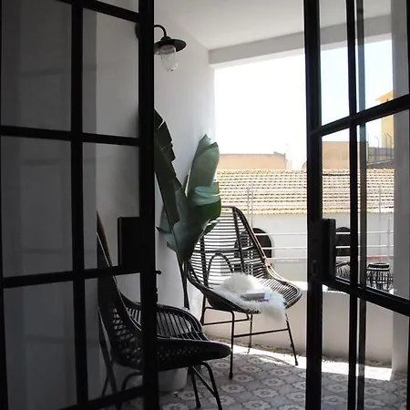 Campo De Santa Clara 98 * Лісабон