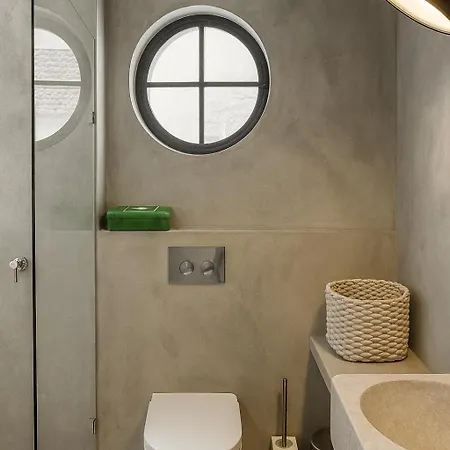 Campo De Santa Clara 98 *