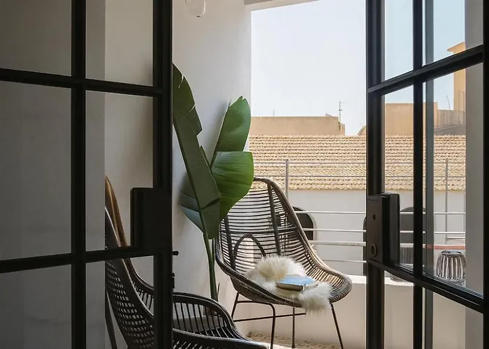 Campo De Santa Clara 98 * Lisboa